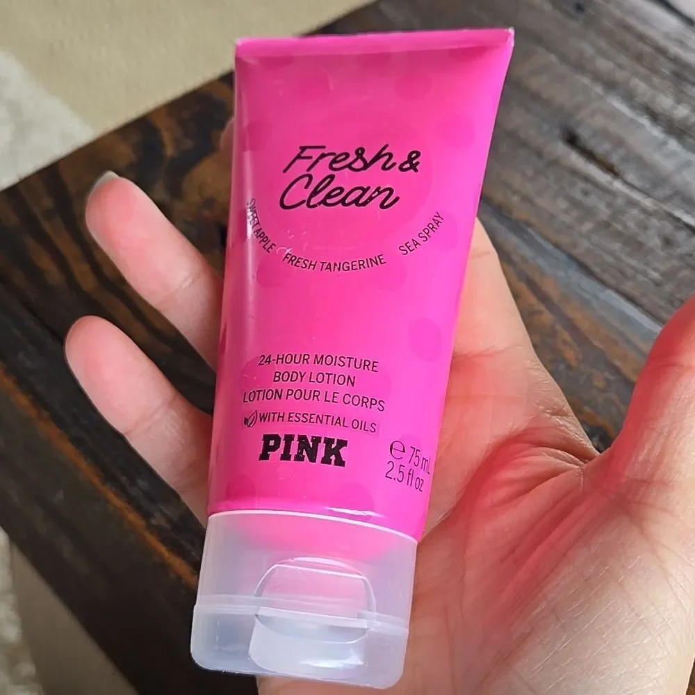 Pink Fresh & Clean body lotion 2.5 oz Apple tangerine Sea Spray Mini Travel Size